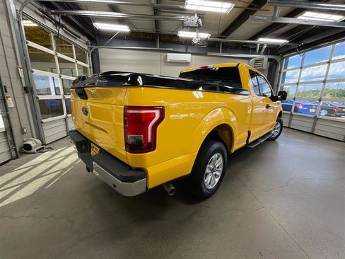 Used 2017 Ford F150 XLT w/ Equipment Group 301A Mid AWD/4WD image 5