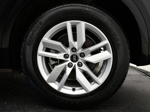 Certified 2023 Audi Q5 2.0T Premium w/ Convenience Package AWD/4WD image 15