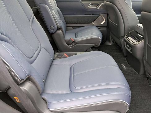 Used 2026 INFINITI QX80 4WD w/ Sport Exterior Package image 32