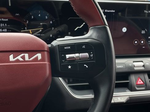Used 2025 Kia K4 GT-Line w/ GT-Line Premium Package image 13