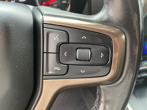 Used 2020 Chevrolet Silverado 1500 High Country w/ Technology Package AWD/4WD image 33
