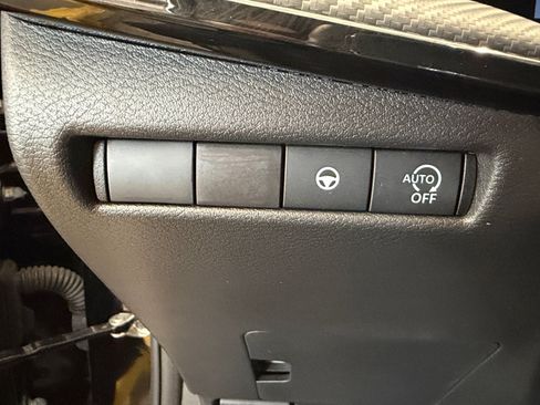 Used 2026 Nissan Kicks SR FWD image 25