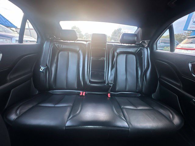 Used 2017 Lincoln Continental Select w/ Climate Package AWD/4WD image 20