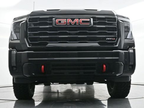 Used 2024 GMC Sierra 2500 AT4 w/ AT4 Premium Plus Package AWD/4WD image 47