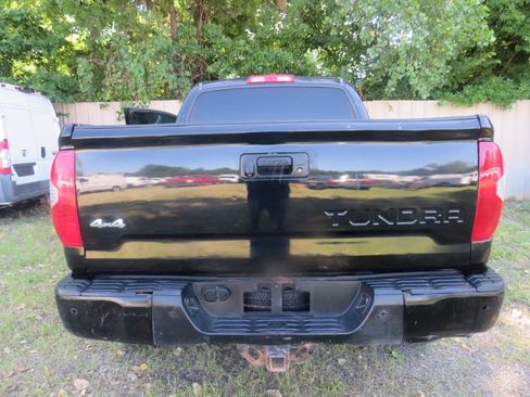 Used 2014 Toyota Tundra 1794 Edition AWD/4WD image 6