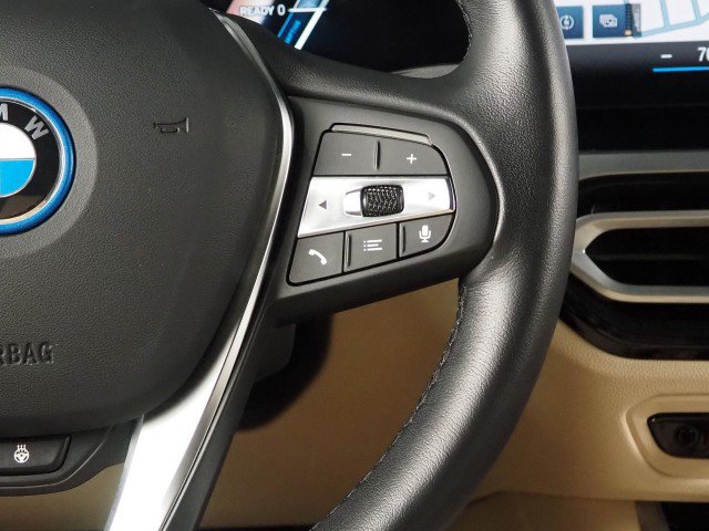 Used 2023 BMW i4 eDrive40 RWD image 24