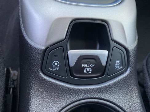 Used 2021 Jeep Compass Latitude w/ Convenience Group AWD/4WD image 13