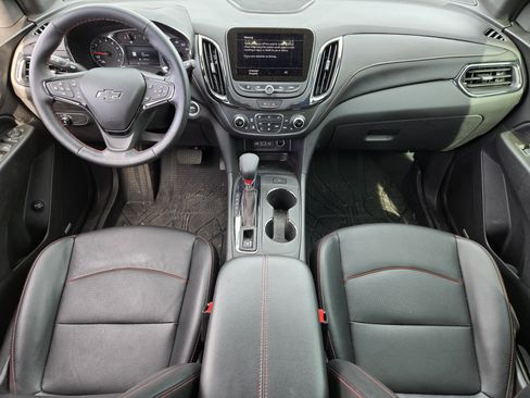 Used 2024 Chevrolet Equinox RS w/ RS Leather Package image 8