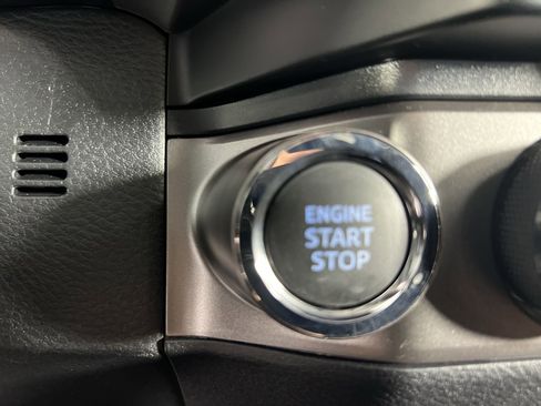 Used 2023 Toyota Tacoma SR5 w/ Technology Package image 27