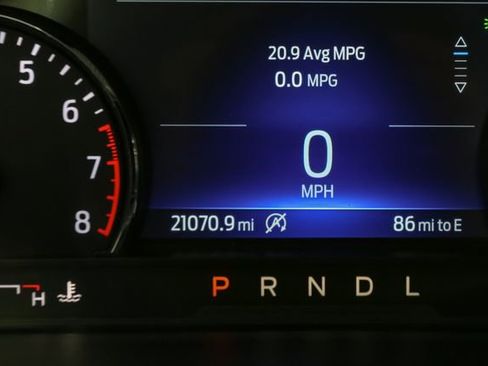 Used 2023 Ford Explorer XLT w/ Equipment Group 202A AWD/4WD image 33