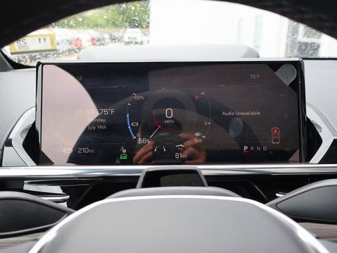 New 2025 GMC Sierra EV Denali image 21