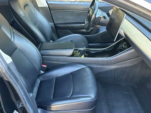 Used 2018 Tesla Model 3 Long Range RWD image 12