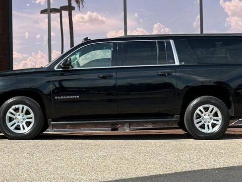 Used 2020 Chevrolet Suburban LT AWD/4WD image 5