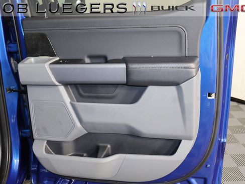 Used 2022 Ford F150 XLT w/ Equipment Group 302A High image 18