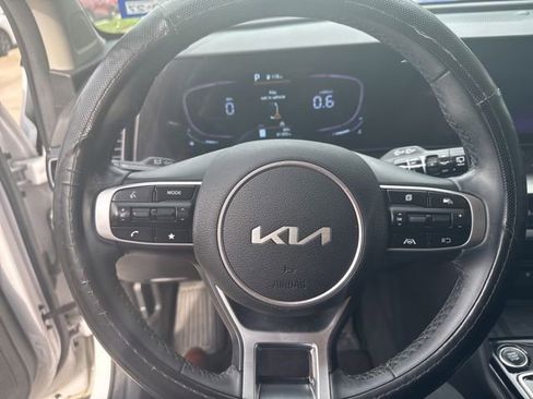 Used 2023 Kia Sportage EX FWD image 7