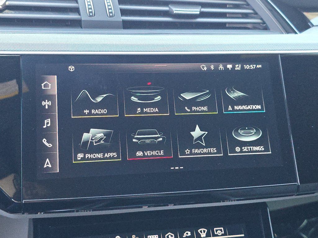 Certified 2024 Audi Q8 e-tron Prestige AWD/4WD image 24