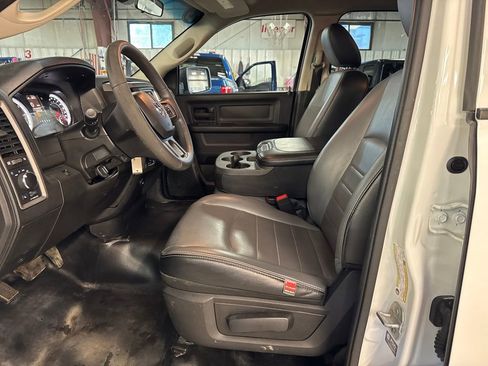 Used 2023 RAM 1500 Tradesman AWD/4WD image 14
