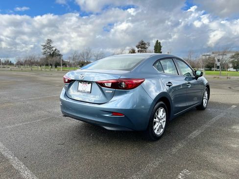 Used 2016 MAZDA MAZDA3 i Sport w/ Preferred Equipment Package image 5