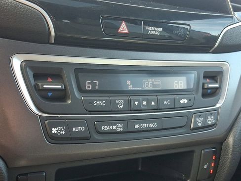 Used 2024 Honda Passport EX-L image 16