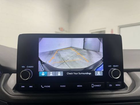 Used 2024 Honda Accord EX image 23