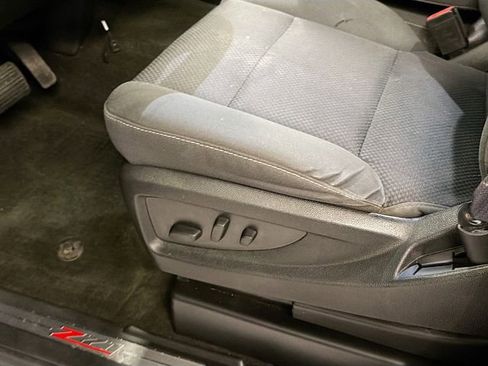 Used 2017 Chevrolet Silverado 1500 LT w/ All Star Edition image 18