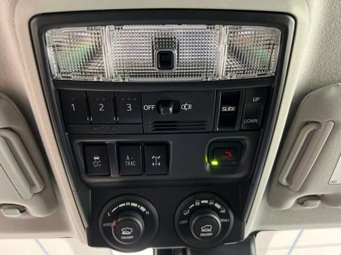 Used 2023 Toyota 4Runner TRD Off-Road Premium w/ Moonroof Package AWD/4WD image 27