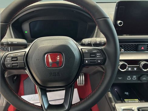 Used 2025 Honda Civic Type R image 12