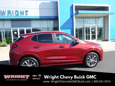 Used 2023 Buick Encore GX Select w/ Sport Touring Package image 2