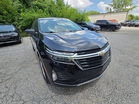 Used 2024 Chevrolet Equinox LT w/ Driver Convenience Package AWD/4WD image 11