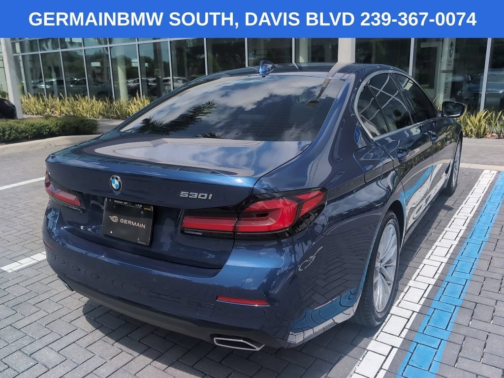Used 2023 BMW 530i w/ Premium Package RWD image 5