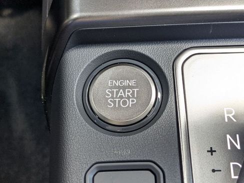 New 2027 Kia Seltos S FWD image 32