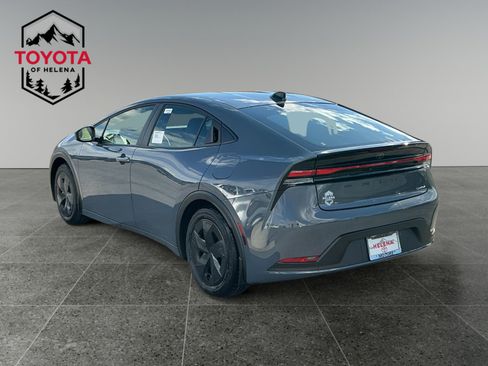New 2026 Toyota Prius LE FWD image 3