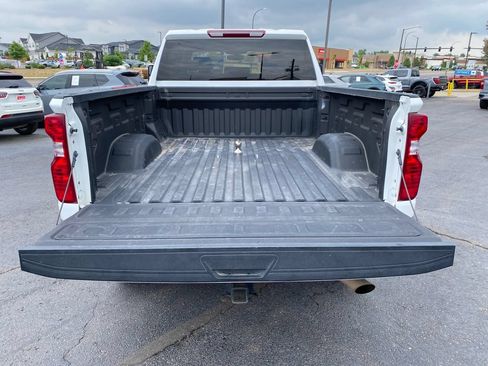 Used 2022 Chevrolet Silverado 2500 Custom w/ Custom Value Package AWD/4WD image 23