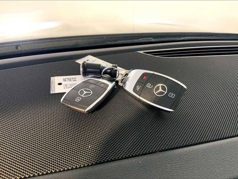 Used 2022 Mercedes-Benz GLE 450 4MATIC image 21