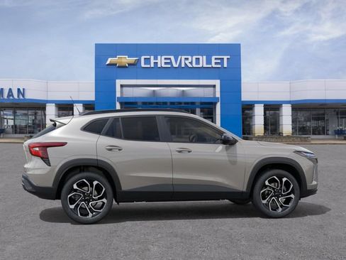 New 2026 Chevrolet Trax RS FWD image 5
