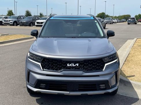 Used 2023 Kia Sorento SX AWD/4WD image 2