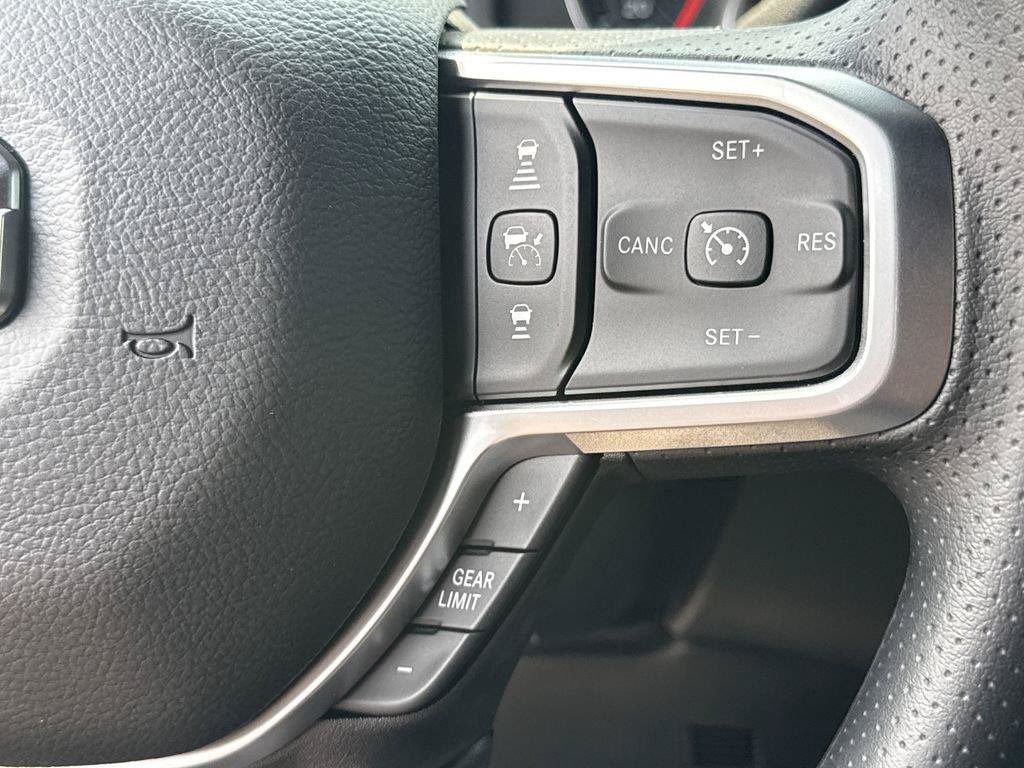 Used 2026 RAM 3500 Tradesman AWD/4WD image 15