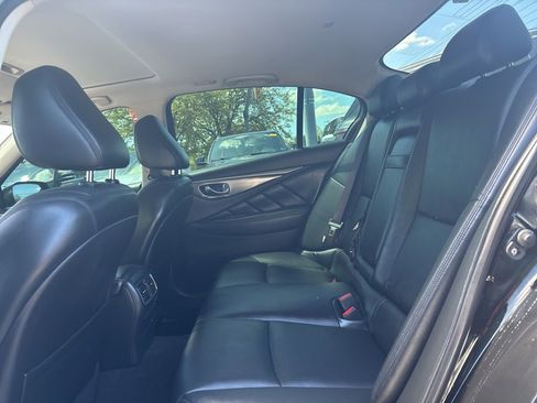 Used 2017 INFINITI Q50 3.0t Premium w/ Driver Assistance Package AWD/4WD image 11