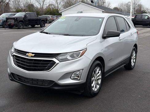 Used 2021 Chevrolet Equinox LS w/ LPO, Floor Liner Package image 15