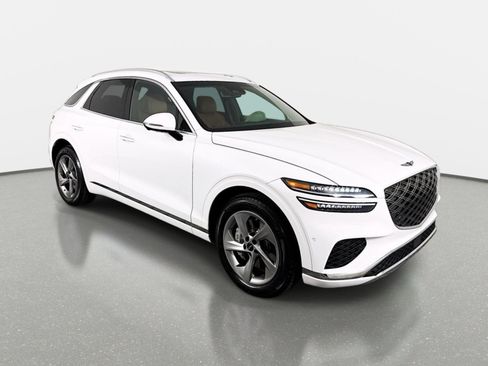 New 2026 Genesis GV70 2.5T Advanced image 3