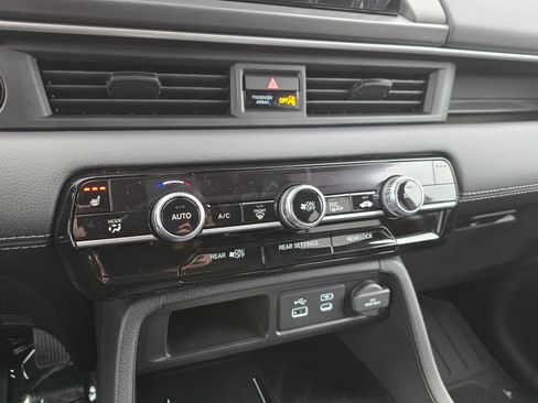 New 2025 Honda Pilot EX-L image 30