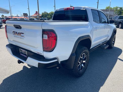 Used 2024 GMC Canyon AT4X AWD/4WD image 5