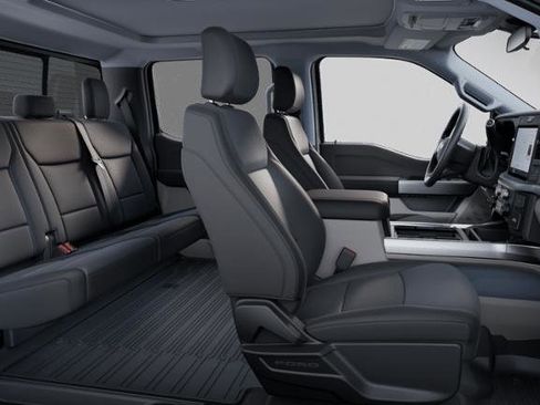 New 2025 Ford F250 XLT w/ Black Appearance Package image 31