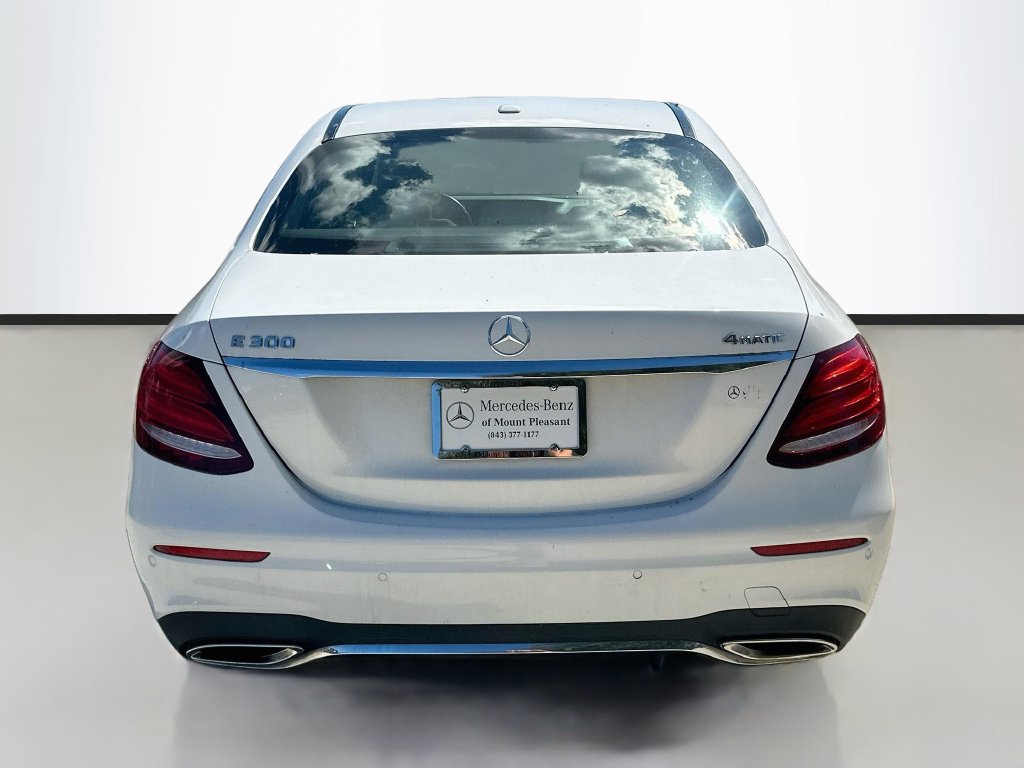 Used 2017 Mercedes-Benz E 300 4MATIC image 6