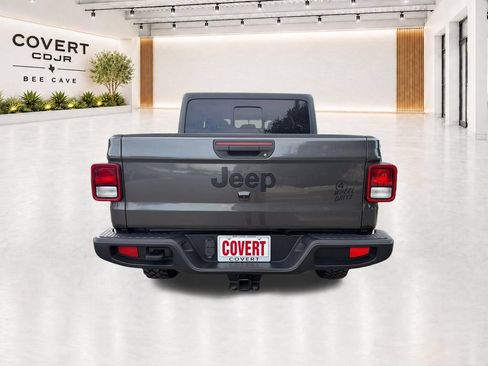 Used 2021 Jeep Gladiator Sport AWD/4WD image 10