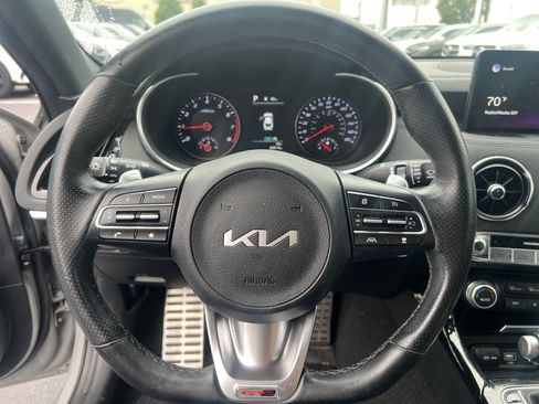 Used 2022 Kia Stinger GT-Line RWD image 18