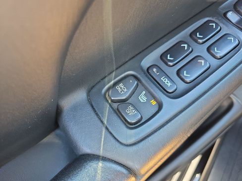 Used 2000 Cadillac De Ville w/ Comfort/Convenience Pkg FWD image 24