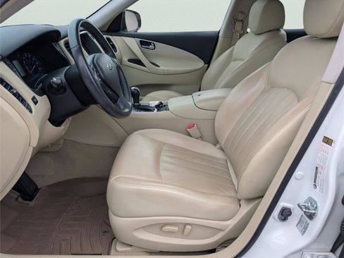 Used 2017 INFINITI QX50 2WD image 9
