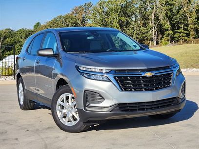 Used 2023 Chevrolet Equinox LS w/ LS Convenience Package