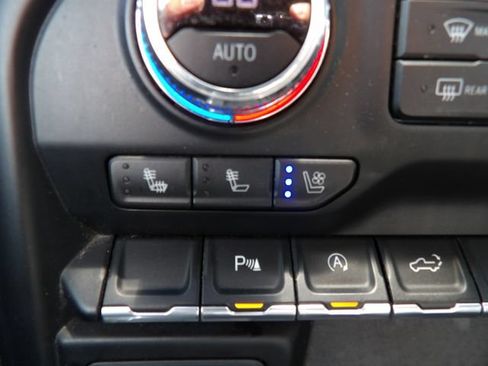 Used 2020 GMC Sierra 1500 Denali AWD/4WD image 30